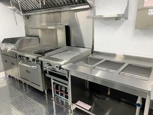 Remorque alimentaire de concession avec grande fenêtre de service, entièrement équipée, conforme aux normes européennes, certification DOT, remorque alimentaire type caravane - Product Image 2