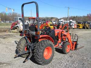 รถแทรกเตอร์ B2650 ปี 2019 กะทัดรัด สะดวกสบาย และพร้อมทำงานตลอดปี - Product Image 4