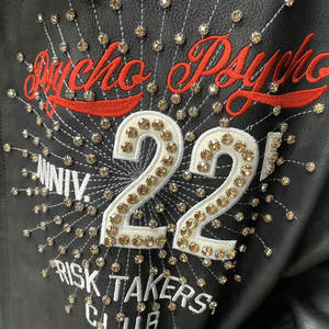 เสื้อแจ็คเก็ตหนังผู้ชายแบรนด์ดีไซน์ ประจำฤดูหนาวปี 2025 แขนยาว ซิป คอตั้ง เคลือบผิว ลุคทันสมัย แจ็คเก็ตหนังสั่งทำพิเศษ - Product Image 5