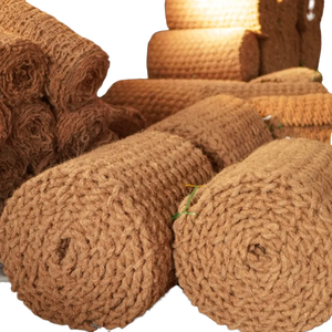 Rouleau de tapis en fibre de coco naturelle pour allées de plage, épaisseur 35 mm, tapis extérieur en fibre de coco pour aménagement paysager, allées de jardin et centres hôteliers - Product Image 4
