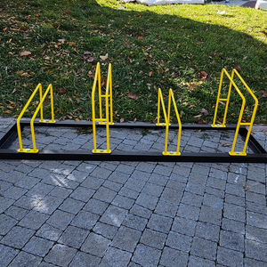 Support de stationnement pour 4 vélos en acier Eco Four, 150 x 40 cm, capacité de charge 4 vélos, réglable pour vélos de route - Product Image 5