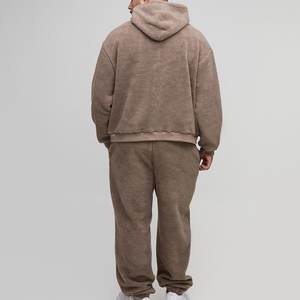 Tissu chaud à la mode en gros Logo personnalisé survêtement pour hommes Streetwear survêtements très exigeants pour l'hiver respirant personnalisé - Product Image 2