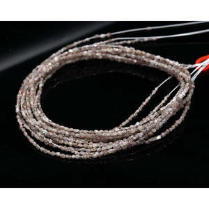 Perlas de Diamante en Bruto sin Cortar de 2.5-4 mm, Diamantes Sueltos para la Elaboración de Joyas - Product Image 1