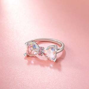 Bague Jeulia en argent sterling avec nœud papillon en verre transparent et incrustation de zircon en or rose - Product Image 4
