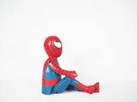 Vente en gros de figurines de personnages de TV et de films gravées à la main, ensembles de décoration en bois écologiques