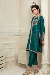 2024 elegante vestido de pantalón Kurta bordado con encaje y lentejuelas Dabkapearls y trabajo con piedras para fiestas y bodas - Product Image 2