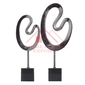 Sculpture abstraite dorée de haute qualité pour bureau, matériel métallique, meilleur vendeur, dessus de table tendance pour salon - Product Image 1