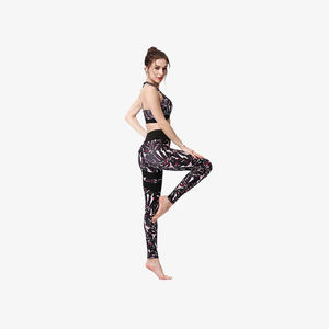 Conjunto de Yoga sublimado de 2 piezas para mujer, ropa deportiva estampada para gimnasio con pantalones cortos de talla grande, mallas y pantalones cortos con patrón sólido - Product Image 2