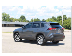 Toyota RAV4 XLE Premium SUV 2019 Certificada de Segunda Mano - Product Image 2