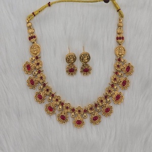 Bijoux de mode pour femmes plaqués or pour budgets Ensemble de colliers de fête exclusifs Boucles d'oreilles Cadeaux de mariage - Product Image 2