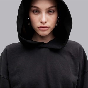 Sweat à capuche Cozy WomenBoxy-Coupe décontractée, tissu doux et idéal pour un usage quotidien ou une superposition sur des tenues décontractées - Product Image 5