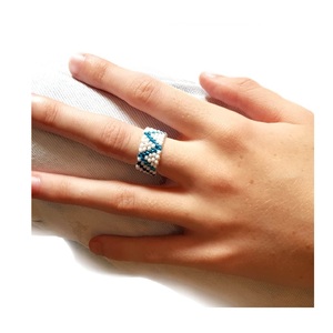 La mejor calidad, anillos de cuentas de moda personalizados con cuentas de semillas, joyería hecha a mano para tiendas de regalos y mujeres disponibles al mejor precio - Product Image 5