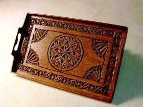 BANDEJA DECORATIVA REDONDA DE MADERA CON NECESIDAD PERSONALIZADA Bandeja redonda de madera para servir Bandeja redonda grande de madera - Product Image 6