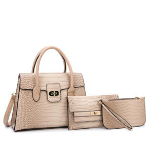 Sac à main en cuir pour femmes, design élégant et mince, idéal pour les soirées et les fêtes - Product Image 4