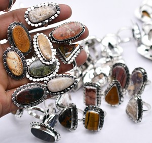 Anillo de Piedras Preciosas, Hermoso Anillo, Anillos para Mujer, Anillos de Joyería, Anillo de Piedras Preciosas Chapado en Plata 925, Anillo de Piedras Preciosas Talla Estadounidense 4-10 - Product Image 1