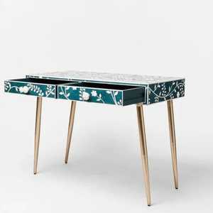 Mesa de centro de tubo de Metal de resina con incrustaciones de hueso con acabado de revestimiento de polvo de oro moderno para dormitorio para muebles de sala de estar en apartamentos - Product Image 1