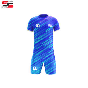 Kit de Football en Polyester à Séchage Rapide de Haute Qualité Uniforme de Football Respirant Nom Personnalisé Logo Jeunes Tailles Adultes Disponibles Vert - Product Image 1