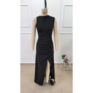 Vestido Largo Elegante de Mujer con Hombros Descubiertos y Abertura Lateral de Jane - Vestido Maxi Ajustado sin Mangas para Fiestas Nocturnas - Product Image 4