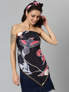 Foulards carrés en gros de qualité supérieure Tissu doux léger Accessoires de mode élégants Idéal pour un faible approvisionnement en quantité minimale de commande - Product Image 2