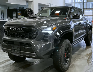 Tacoma TRD Pro 2025, Híbrido Turbo, Motor I-FORCE MAX de Alto Torque, Transmisión Automática Ligera de Cuero, Volante a la Izquierda - Product Image 1