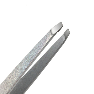 Pinzas para cejas de acero inoxidable de nuevo estilo con etiqueta privada personalizada profesional, instrumentos de belleza para niñas, fuente de alimentación Manual - Product Image 5