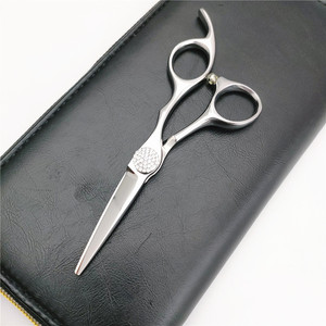 Juego de tijeras de peluquero profesional de 4,5 pulgadas, tijeras de corte de pelo con acabado de diamante elegante con mango de cerámica y Punta de hoja afilada - Product Image 6