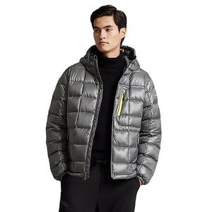 Fabrication de vestes bulle vestes douillettes haute performance avec conceptions et broderies personnalisées idéales pour l'image de marque et les vêtements d'extérieur - Product Image 1