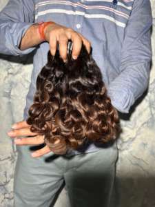 Más buscado 100% Raw Indian Remy Hair Bouncy Wavy Bundles Extensiones de cabello humano de trama plana de proveedor indio - Product Image 4