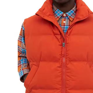 Polyester Made Hommes Puffer Vest Plaine Teint Vente En Ligne Hommes Puffer Vest Avec Logo Personnalisé - Product Image 5