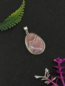 Pendentif en argent sterling 925 avec cabochon de rhodochrosite de 3 cm, serti en bélière, style ethnique, fabrication de bijoux pour femmes, vente en gros - Product Image 2