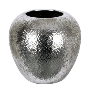 Modern Style Handmade Design <b>Flower</b> Vase Custom Finishing Decorative Metal <b>Flower</b> Vase <b>For</b> Christmas Party Decoration Items - Product Image 1