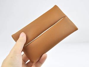 Boîte à mouchoirs en cuir classique, luxueuse, décontractée, légère, simple, de forme carrée, pour la maison, l'hôtel |   Options de couleur de conception personnalisée - Product Image 4