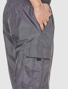 Pantalones de chándal de nailon cortavientos impermeables con botón lateral informal personalizado de alta calidad para hombre - Product Image 6