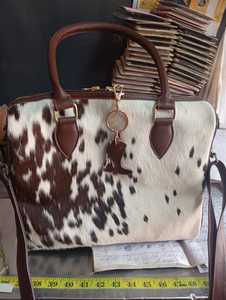 Juego de Llaveros de Cuero Vacuno con Iniciales de la A a la Z, Colgante para Bolsa o Coche con Letra de Piel Sintética, Accesorios de Ropa - Product Image 2