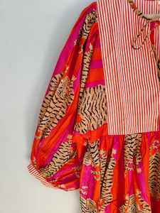 Robe maxi bohème en coton à imprimé floral à manches longues et col en V pour femmes, tenue de soirée d'été, style décontracté fait à la main - Product Image 2