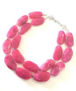 Chaîne de perles multicolores Perle principale Cadeau à la mode Fait à la main Meilleure qualité Résine Lucite Collier indien Dames BY HF CRAFTS - Product Image 1