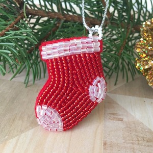 Nuevo y Elegante Amuleto Navideño con Cuentas Bordadas a Mano, Diseño de Lujo para Chicas - Product Image 6