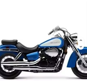 Motocyclettes vintage SHARP HONDAS - Moteur V-Twin 4 temps refroidi par liquide de 745 cm³ à 52 degrés - Product Image 3