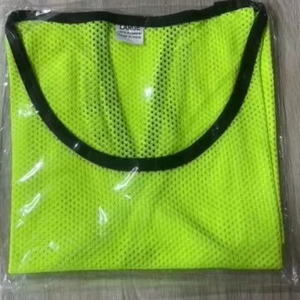 Bavoirs en filet en polyester 100% de haute qualité pour accessoires de sport multicolores brillants de basket-ball et de football - Product Image 1