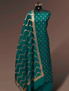 Elegante Conjunto de Kurti de Seda Katan Banarasi Tradicional para Mujer, Traje de 3 Piezas Sin Costuras, Perfecto para Festivales, Bodas y Fiestas - Product Image 4