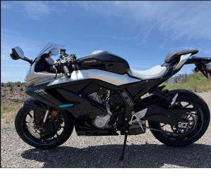 Oferta rápida Fast Finger para 025 CFMOTO 675SS, se afirma que tiene una velocidad máxima de 137 mph (220 km/h), disponible en stock. - Product Image 4