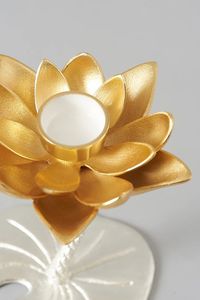 Wholesale Elegant Lotus Design Glossy Handmade Top Metal Candle Holder <b>for</b> <b>Shelf</b> Decor Night Stand Gift <b>Basket</b> Soft Light Zone - Product Image 2