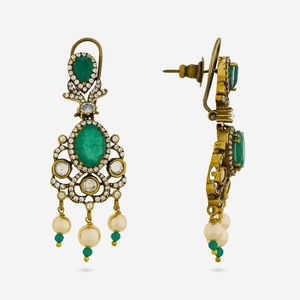 Ensemble collier et boucles d'oreilles en zircon pour femme 188644 - Design victorien à pompons, pierre verte, bijoux élégants et raffinés - Product Image 5