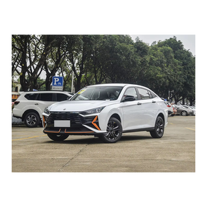 Voitures neuves Dongfeng AEOLUS YiXuan, berline 4 portes 5 places, 180 km/h, voitures sport 2024 fabriquées en Chine, à vendre - Product Image 1