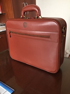 Maletín de moda de cuero PU de alta calidad, bolso de oficina para ordenador portátil para hombres - Product Image 3