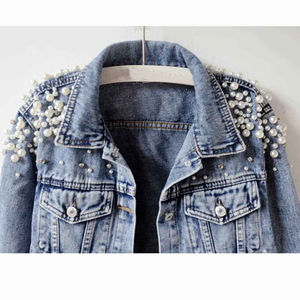 Veste en jean streetwear personnalisée pour femmes OEM, vêtement décontracté avec boutons en jean, veste en jean surdimensionnée pour l'automne/hiver - Product Image 3
