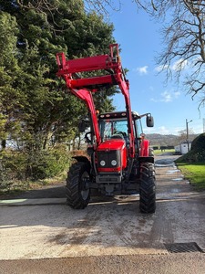 Livraison gratuite pour tracteur Massey 5460 plus chargeur Dyna 4 d'occasion de 2011 à vendre - Product Image 2