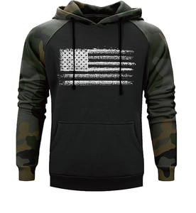 เสื้อฮู้ดผู้ชายลายธงชาติอเมริกา ผลิตจากโพลีเอสเตอร์ แขนยาวแบบแร็กแลน มีกระเป๋า - Product Image 4