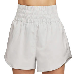 Conjunto Deportivo de Secado Rápido para Mujer, Diseño Veraniego con Logotipo Personalizado, Top Corto y Pantalones Cortos, Venta al Por Mayor 2026 - Product Image 5