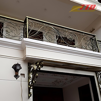 Balustrade de balcon en fer forgé du Vietnam, design moderne, garantie 1 an, améliore la vue extérieure, structure robuste, attrait intemporel